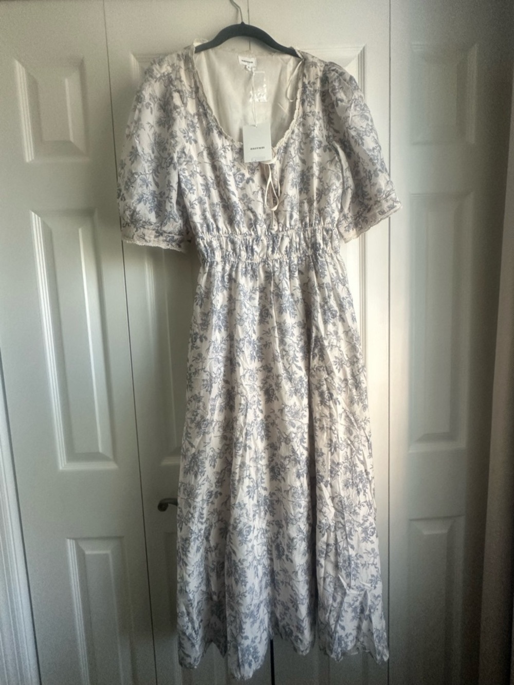 AUREUM Ivory with Navy Toile Midi Dress Small